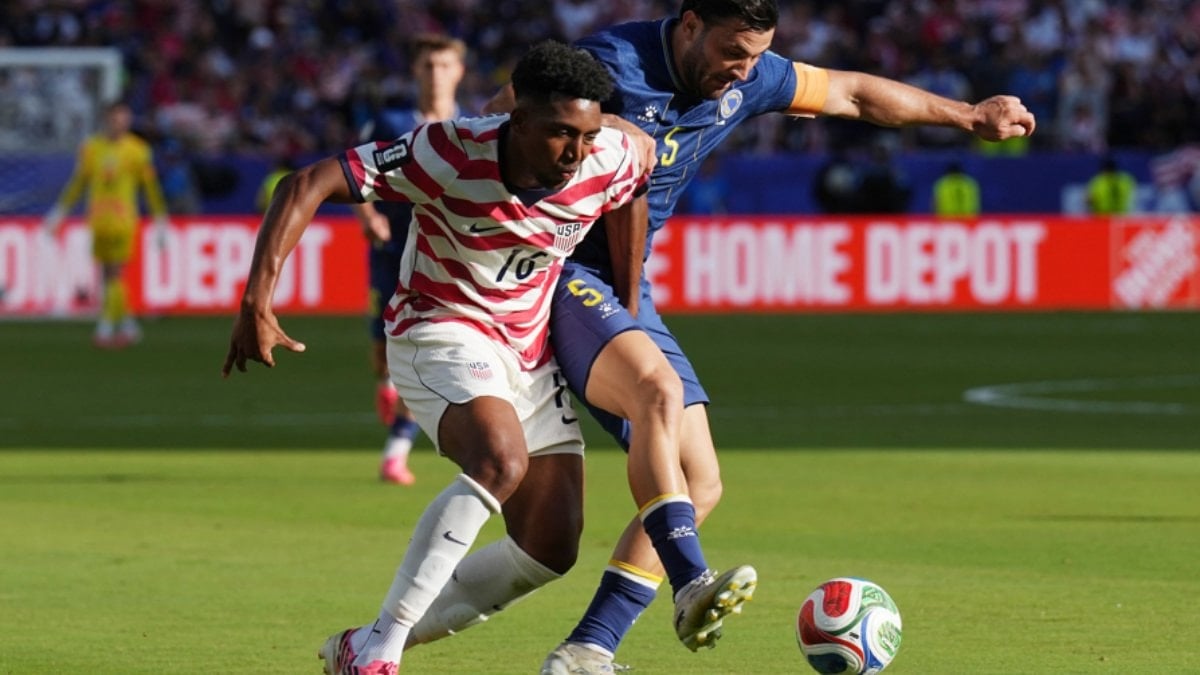 ABD, 10 kişiyle Bosna Hersek'i 2-0 yenip son 16'ya kaldı