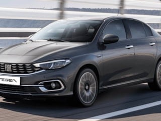 Türkiye'de Fiat Egea üretimi resmen sona erdi: Son araç Bursa'da banttan indi