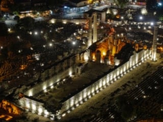 Aydın'daki Apollon Tapınağı, gece müzeciliği ile ziyaretçilerini akşam da ağırlıyor