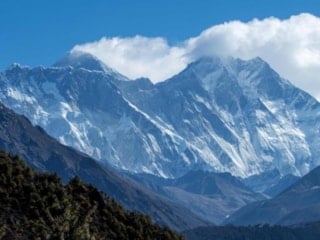 Hindistan, Everest'te 30 yıl önce yaşamını yitiren dağcının cesedini geri getirmeyi planlıyor