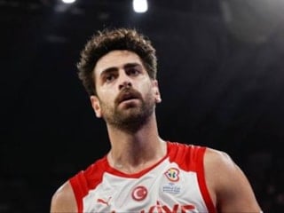 Beşiktaş, milli basketbolcu Furkan Korkmaz'ı transfer etti
