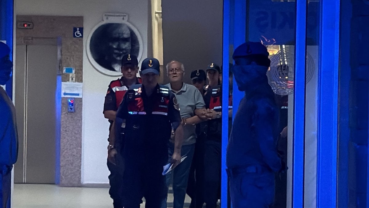 Kuşadası Kooperatif Soruşturmasında 3 Tutuklama