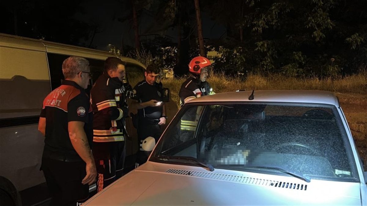 Burdur'da genç araçta ölü bulundu