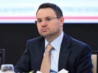 Akın Gürlek duyurdu: Çekyalıları Maslak'taki ofisten dolandıran şebeke çökertildi