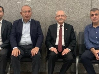 Deniz Göktaş'a destek için geldiği Çağlayan Adliyesi'nde yuhalandı