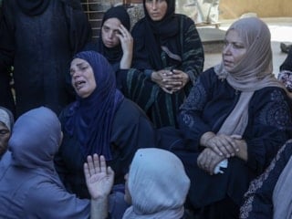 Gazze'de can kaybı 73 bin 90'a yükseldi