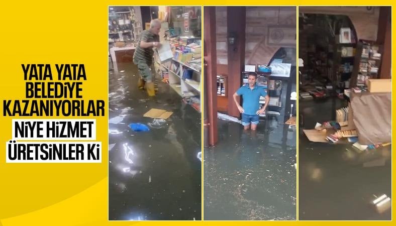 Üsküdar Sahaflar Çarşısı'nda su baskını: Yüzlerce kitap zarar gördü