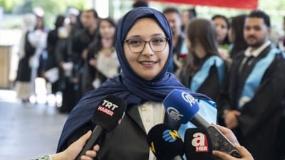 Kahramanmaraş'ta enkazdan 248. saatte kurtarılan Aleyna mezun oldu