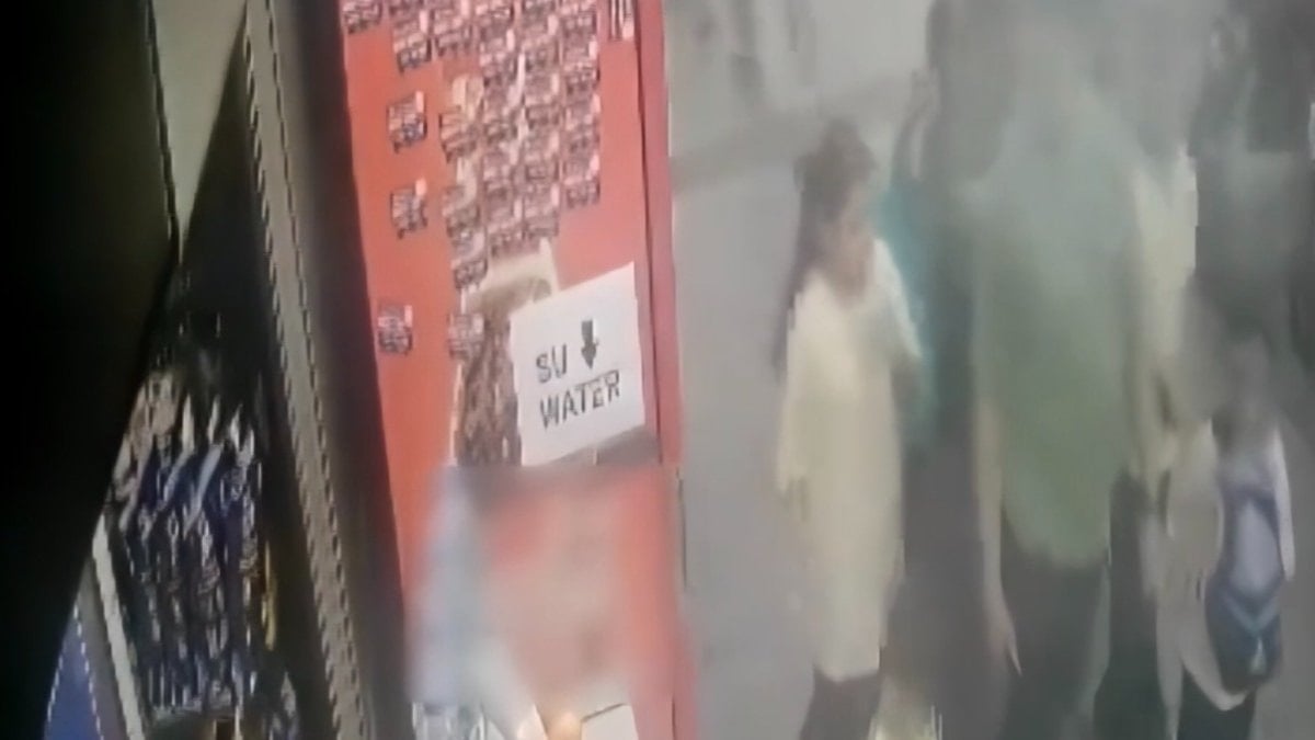 Şişli'de Yakalanan 14 Yaşındaki Çocuğun 470 Suç Kaydı Çıktı