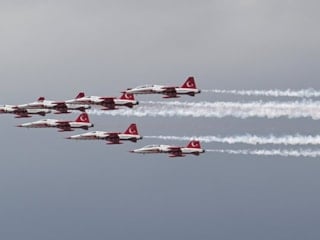 Türk Yıldızları NATO Zirvesi öncesi son provayı yaptı