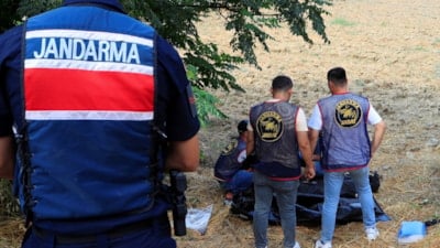 Antalya'da yaşlı kadın evinden 4 kilometre uzakta ölü bulundu