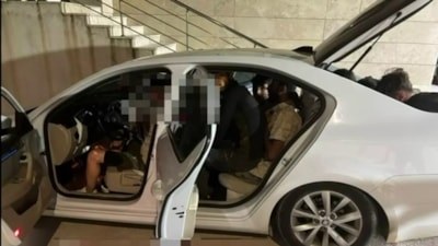 Hatay'da otomobil bagajından göçmen çıktı