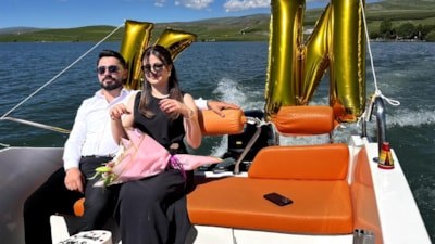 Kars Çıldır Gölü'nde evlilik teklifi