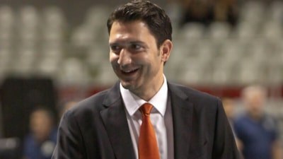 Ferhat Akbaş, Asya'da yılın voleybol başantrenörü oldu
