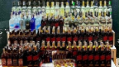 Bursa'da 297 şişe kaçak içki ve üretim malzemeleri ele geçirildi