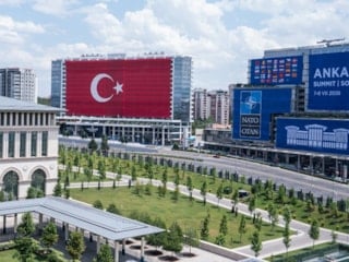 Eyyüp Kadir İnan: NATO Zirvesi, 25 yıllık güçlü dış politikanın sonucu