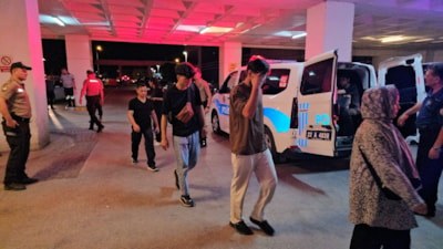 Edirne'de durdurulan minibüste 24 düzensiz göçmen yakalandı