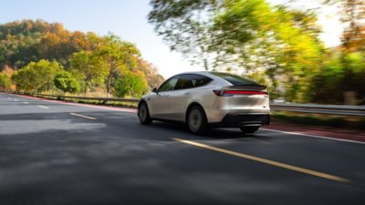Tesla Model Y Long Wheelbase tanıtıldı: İşte fiyatı ve özellikleri