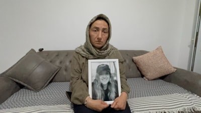 Kocaeli'de genç kız kahvaltı hazırladığı sırada sırtından vurularak öldürüldü