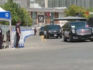 Trump'ı almak için "The Beast" aracı yola çıktı