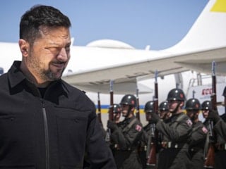 Vladimir Zelensky'den NATO beklentisi: 70 milyar euro almayı hedefliyor