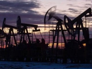Suudi Arabistan, petrol fiyatlarında tarihin en büyük indirimine gitti