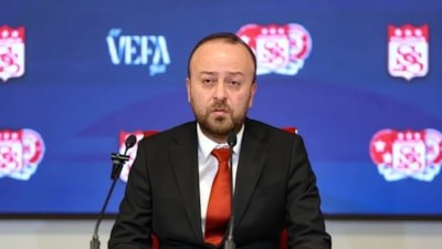 Sivasspor Başkanı Burak Özçoban, genel kurulda aday olacak