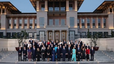 Ankara NATO Liderler Zirvesi'nden aile fotoğrafı