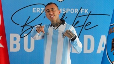 Erzurumspor FK, 2 oyuncu ile sözleşme yeniledi