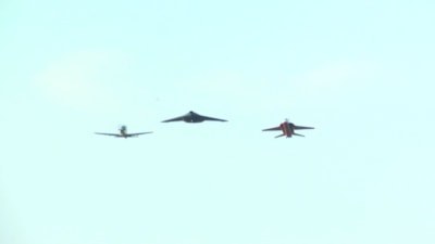 Milli hava araçlarımız NATO Zirvesi için gökyüzünde