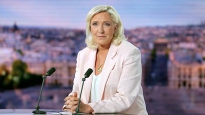 Fransız siyasetçi Le Pen, cumhurbaşkanlığı adaylığını duyurdu
