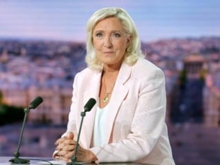 Fransız siyasetçi Le Pen, cumhurbaşkanlığı adaylığını duyurdu