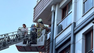 İstanbul'da 5 katlı binada yangın