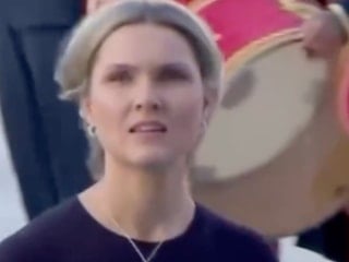 İzlanda Başbakanı Frostadottir, Cumhurbaşkanlığı Külliyesi'nden gözlerini alamadı