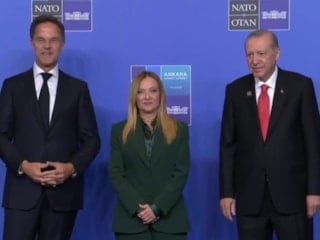 Cumhurbaşkanı Erdoğan, NATO Zirvesi'nde liderleri karşıladı