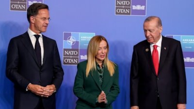 Cumhurbaşkanı Erdoğan, NATO Zirvesi'nde liderleri karşıladı