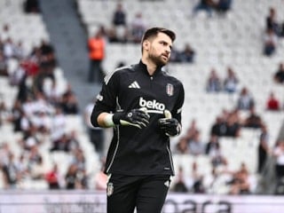 Beşiktaş, Ersin Destanoğlu'na veda etti