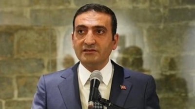 Görevinden uzaklaştırılan Beyoğlu Belediye Başkanı İnan Güney'e tahliye edildi
