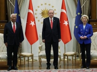 Cumhurbaşkanı Erdoğan Ursula von der Leyen ve Costa ile görüştü