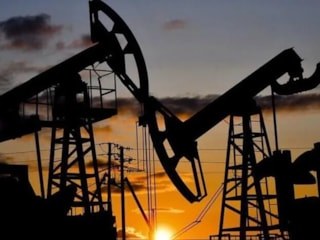 Trump'ın İran mesajı piyasaları sarstı: Petrol tırmandı, altın düştü