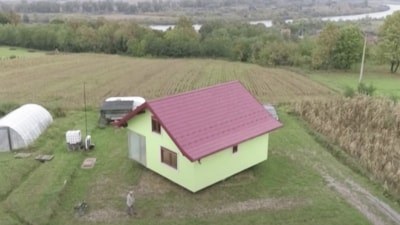 Eşi için yaptı: Tek tuşla ev dönüyor, manzara değişiyor