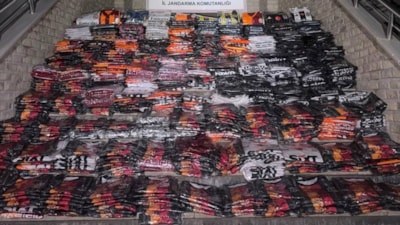 Sakarya'da 10,6 milyon liralık sahte spor ürünü operasyonu