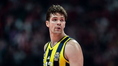 Tarık Biberovic, kariyerine NBA'de devam edecek