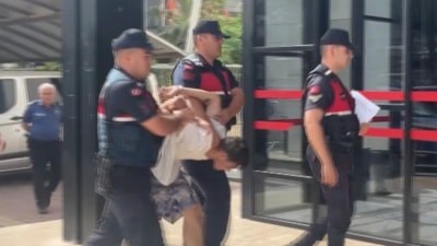 Antalya'daki gaspçı ortalığı birbirine kattı