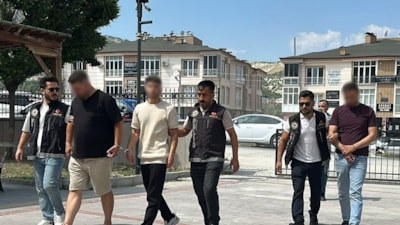 Burdur'da ihraç edilen öğretmen uyuşturucu ticaretinden tutuklandı