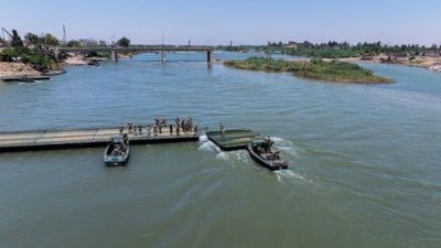 TSK ve Suriye ordusu, ortak çalışma ile Fırat Nehri üzerinde yüzer köprü inşa etti