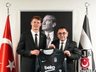 Beşiktaşlı Alexander Nübel: Taraftarlarla bir araya gelmek için sabırsızlanıyorum