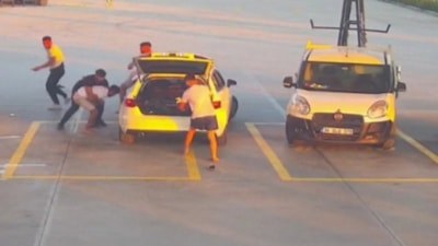 Aydın'da yol verme tartışması akaryakıt istasyonunda kavgaya dönüştü