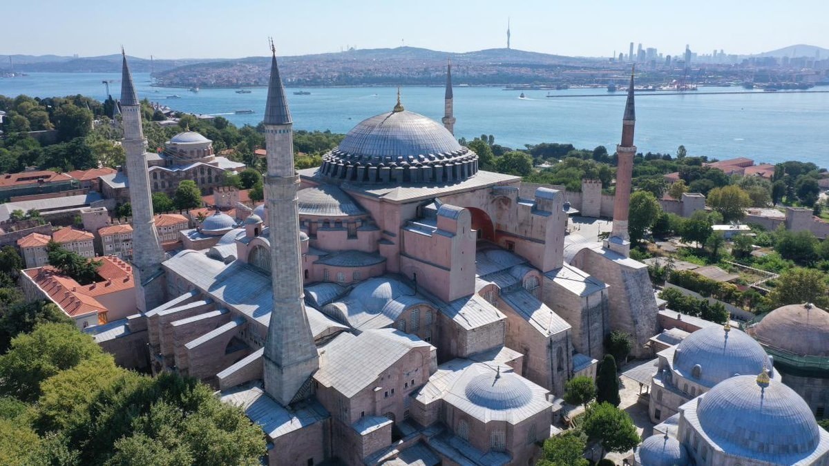 Ayasofya Camii'nin yeniden ibadete açılmasının 6. yıl dönümü