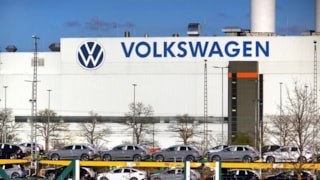 Volkswagen'de kriz: Almanya'daki 4 fabrika kapatılıyor